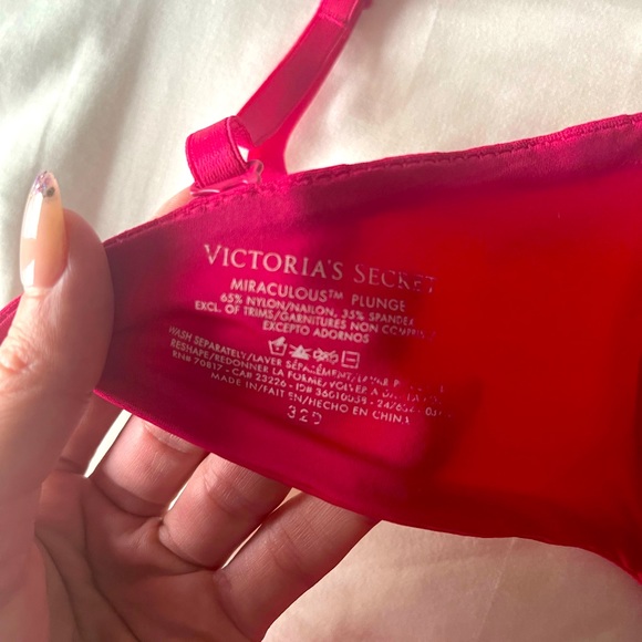 VS Miraculous Bombshell Bra Hot Pink - Picture 4 of 4